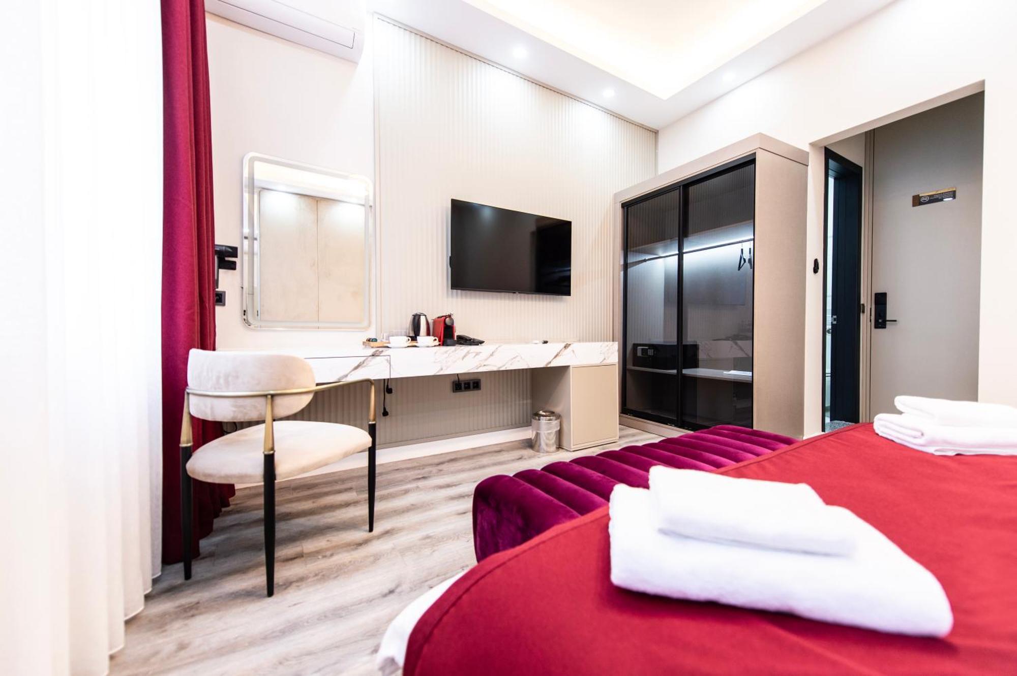 Hidden Pearls Boutique Hotel *