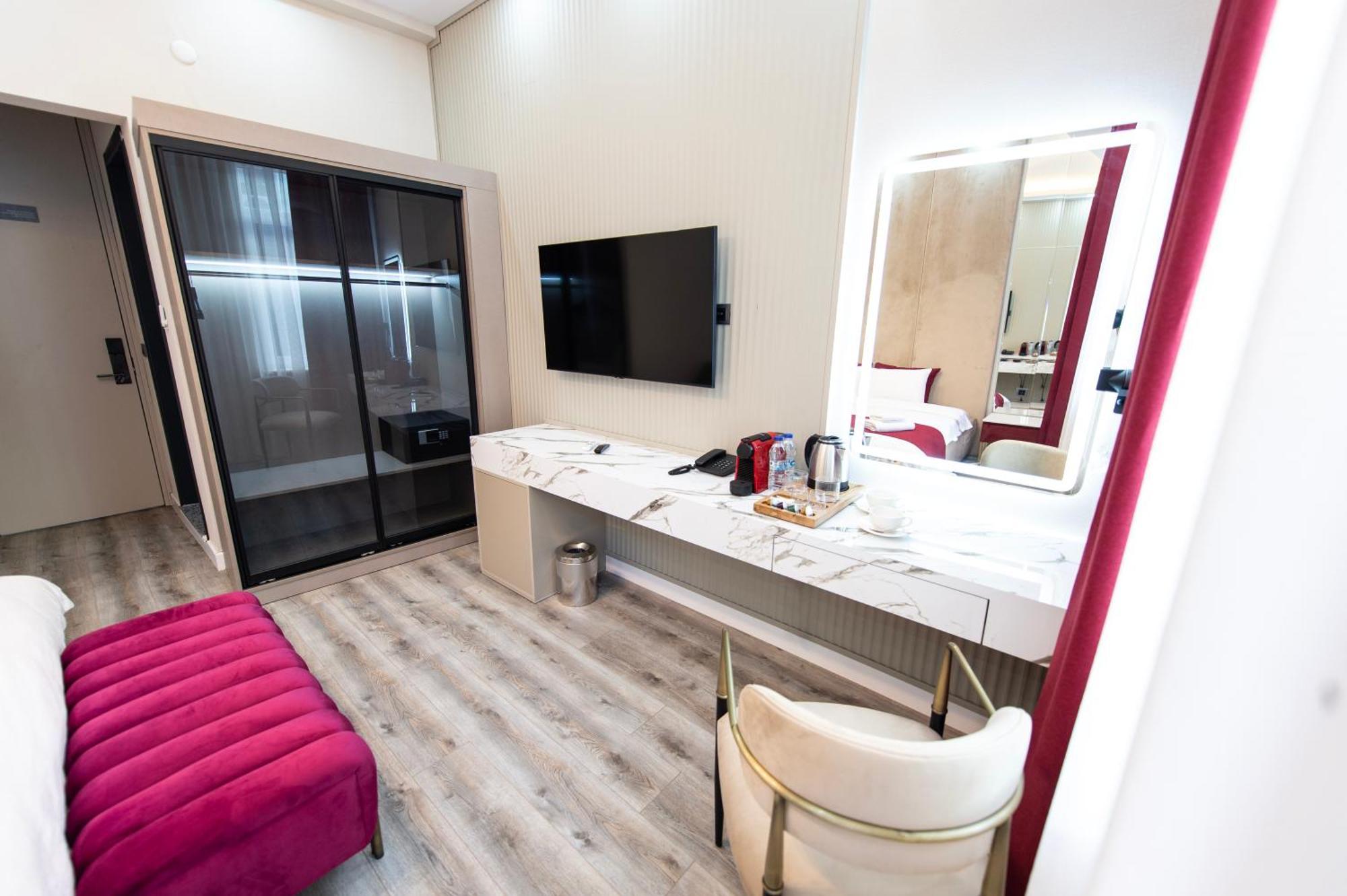 Hidden Pearls Boutique Hotel